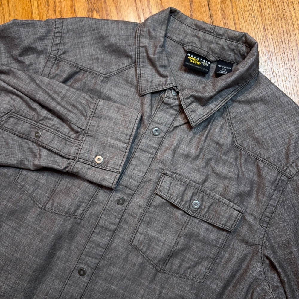 Mountain Hardwear Utility Shirt Mens M Grey Button Up Snap Long Sleeve OM4835